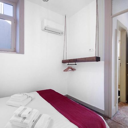 Crooked Floor House - 1St Floor Apartment Porto Exterior photo